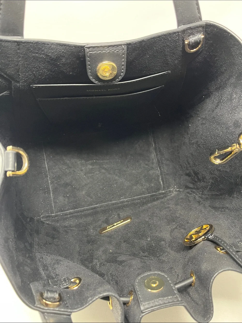 MICHAEL KORS PHOEBE LARGE TWO TONE BUCKET BAG GRAY AND BLACK GOLD NWOT